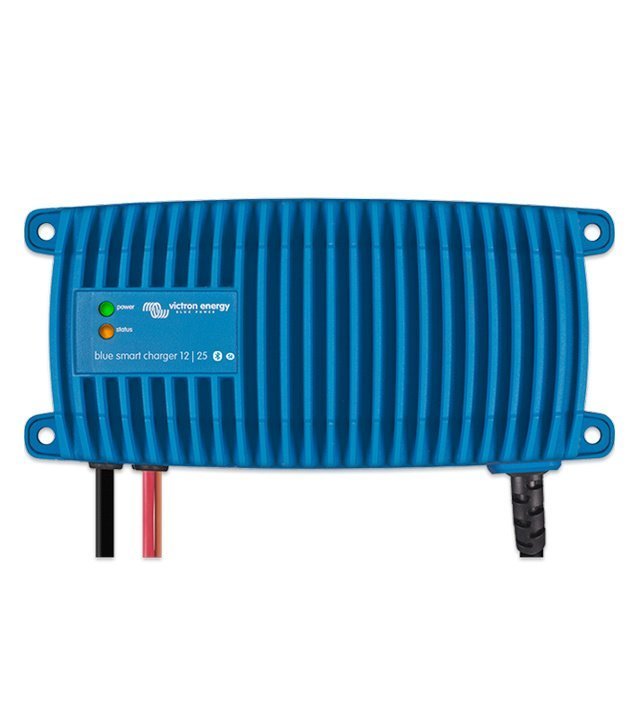 Victron Energy Blue Smart IP67 Charger 12/25 (1) BPC122547006